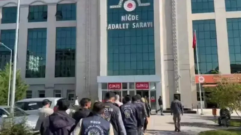1 milyarlık yasa dışı bahis vurgununa operasyon: 5 şüpheli tutuklandı