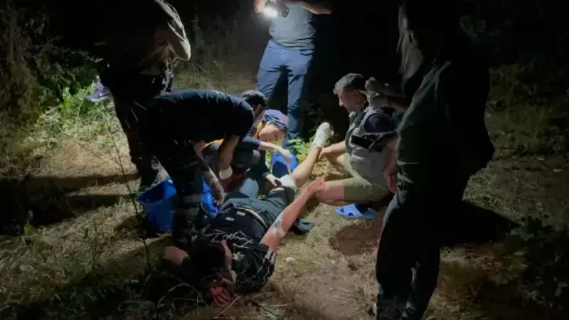 Ormana götürdükleri genci, silahla bacağından yaralayıp kaçtılar