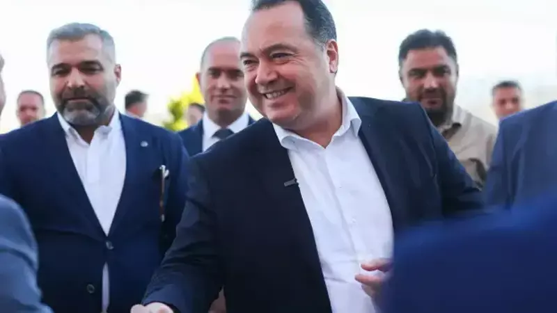 Siyaset gündemini sallayan kulis! AK Parti'ye geçecek iddiası!