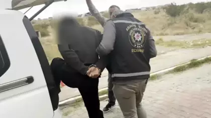 15 yıl hapisle aranan cezaevi firarisi, bazanın içinde yakalandı