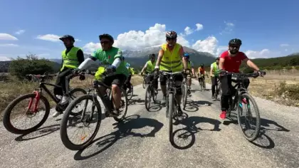 2026 Avrupa Bisiklet Başkenti Konya'da bisikletseverler Beyşehir'in tarihini keşfetti