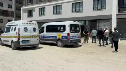 500 bin TL alacağı için emlakçıyı bacağından vurdu