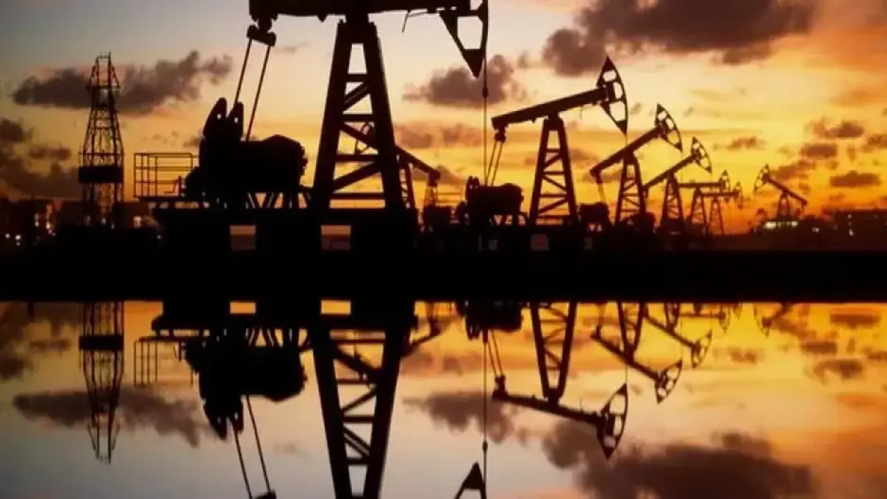 6 yılın en büyük kaybı! Petrol fiyatlarında anlaşma umudu