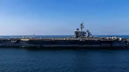 ABD uçak gemisinde peş peşe intihar girşimi!