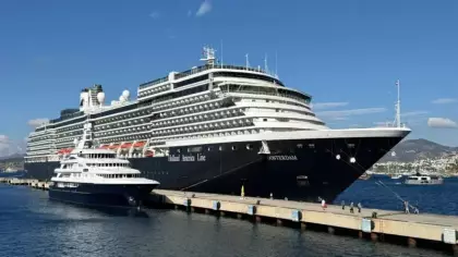 ABD’li turistler Bodrum’a akın etti: Dev gemiden yüzlerce turist indi