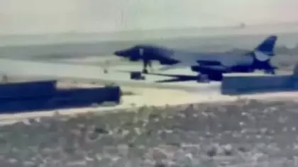 ABD'nin dev bombardıman uçağı düştü! İşte ilk görüntüler