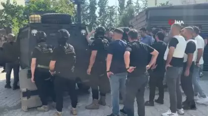 Adana’da kesinleşmiş hapis cezası ekiplere teslim olmadı direndi