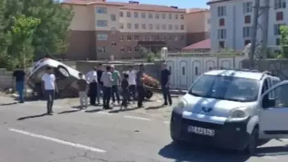 Ağrı'da trafik kazası: 4 kişi yaralandı