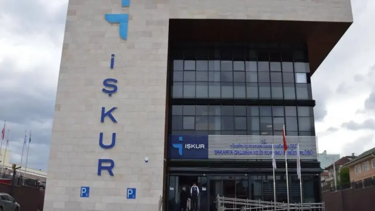 Aile ve Sosyal Hizmetler Bakanlığı ile İŞKUR arasında istihdam protokolü