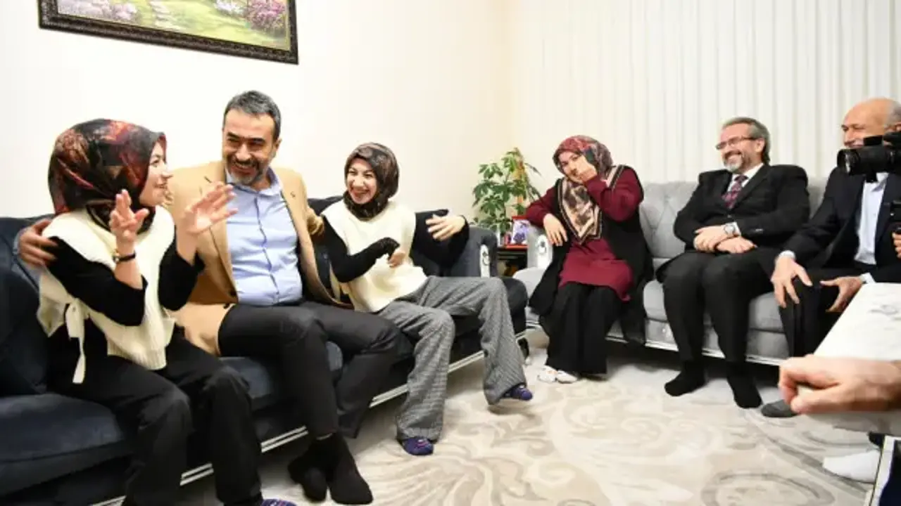 AK Parti Ankara İl Başkanlığı sahaya indi, 518 bin kişiyle temas kuruldu!