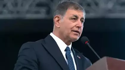AK Parti'ye geçeceği iddia edilen Cemil Tugay'dan yeni açıklama