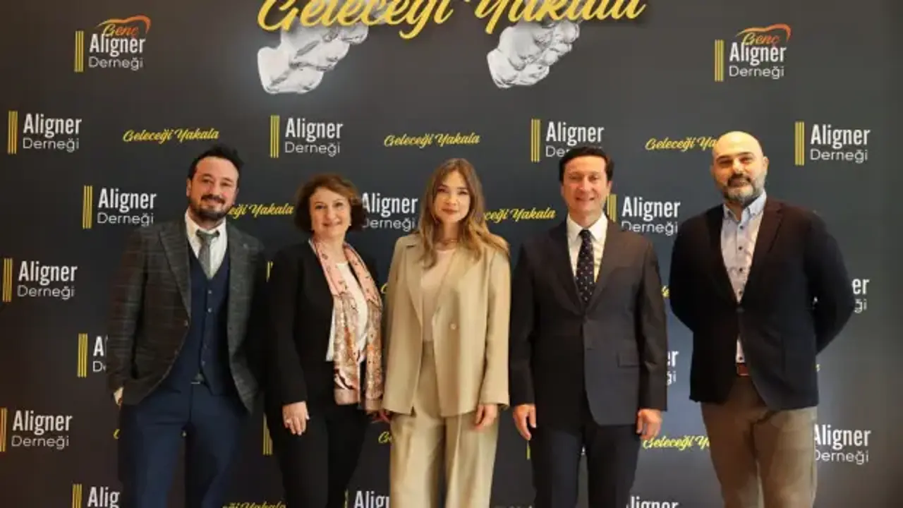 Aligner Derneği'nin araştırması: Ebeveynlerin yüzde 33'ü ortodonti hakkında hiçbir bilgiye sahip değil