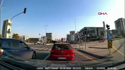 Ankara'da feci kaza: Yolun karşısına geçmek isteyen kadına motosiklet çarptı!