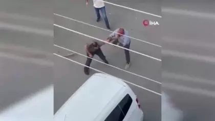 Ankara'da sokak ortasında silahlı ve sopalı kavga yürekleri ağza getirdi