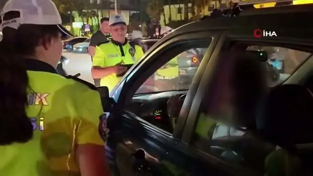 ‘Anksiyetem tuttu’ deyip polisi ezerek kaçmıştı: O sürücüyle ilgili gerçek ortaya çıktı