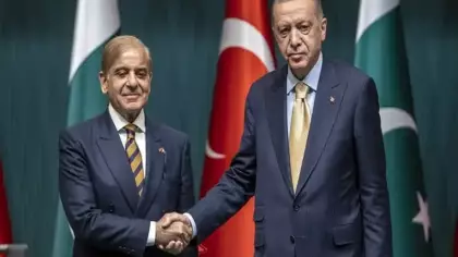 Arabuluculuk hamlesinden sonra ilk kez: Türkiye ve Pakistan dev zirvede buluşacak