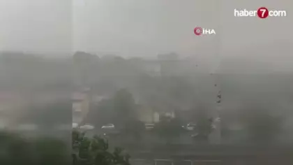 Avrupa kavrulurken Romanya fırtınaya teslim oldu: 1 ölü, binlerce yardım çağrısı
