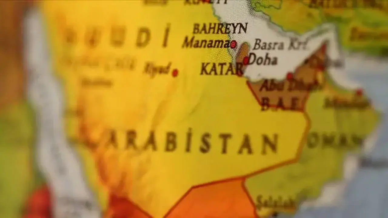Bahreyn'den İran kararı! Hepsini vatandaşlıktan çıkarıp sınır dışı etti