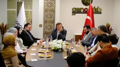 Bakan Arıklı ve İDSB Gençlik Kurulu’ndan Kıbrıs davasında kararlılık vurgusu