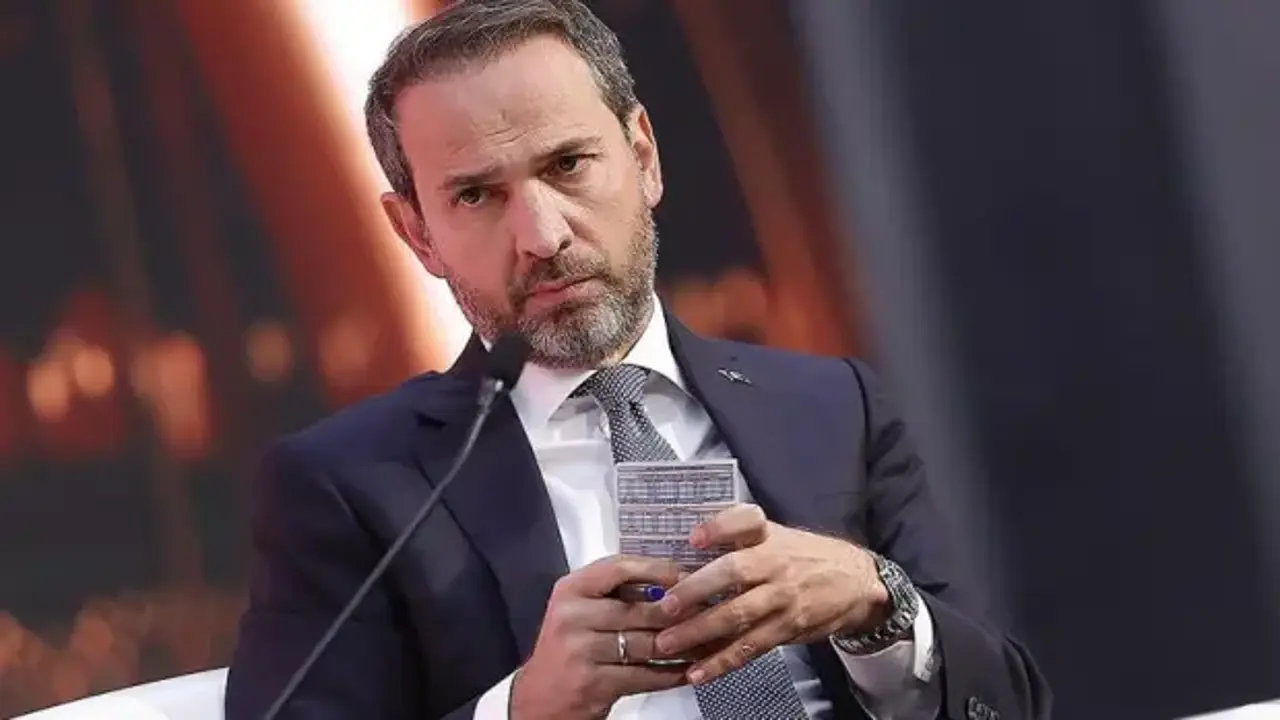 Bakan Bayraktar’dan CHP Genel Başkanı Özel’e cevap