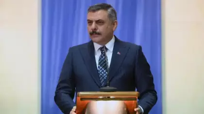 Bakan Çiftçi'den fon kriziyle ilgili açıklama: Kirli elleri mutlaka kırarız!