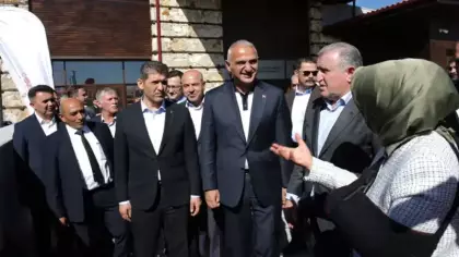 Bakan Ersoy baba ocağında iki yeni eserin açılışını yaptı