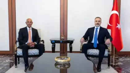 Bakan Fidan, ABD Büyükelçisi Barrack'ı kabul etti