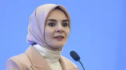 Bakan Göktaş'tan duygulandıran Babalar Günü mesajı: Şehit babalarını unutmadı