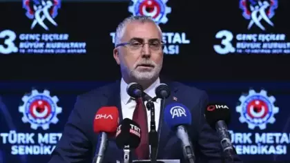 Bakan Işıkhan: Dijital bağımlılık ciddi bir tehdittir