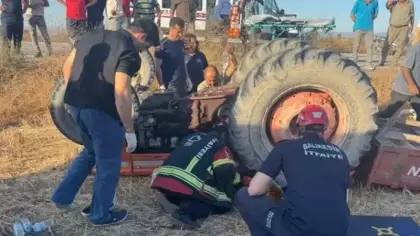 Balıkesir’de traktör ve otomobil kaza yaptı 2 yaralı