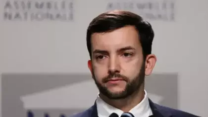 Başörtüsü yasağı seçim vaadi oldu! Fransız kadınları başörtüsü takma akımı başlattı