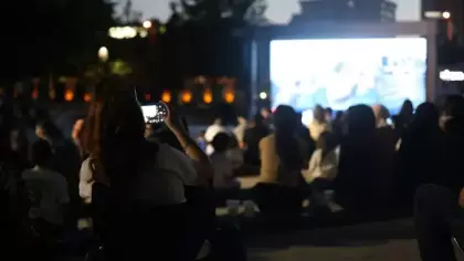 Battaniyeni al gel! Konya'da açık hava sineması başladı