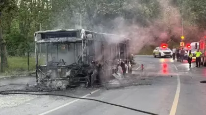 Beykoz'da İETT otobüsü küle döndü
