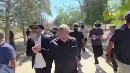 Binlerce Yahudi yerleşimci Mescid-i Aksa'ya girdi