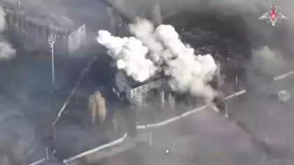 Bir binada toplanmışlardı, 50'den fazla asker öldü! Ukrayna-Rusya savaşın kanlı saatler