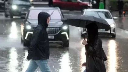 Bir yanda güneş bir yanda yağmur! 18 il için saat verildi: Sarı kodlu uyarı