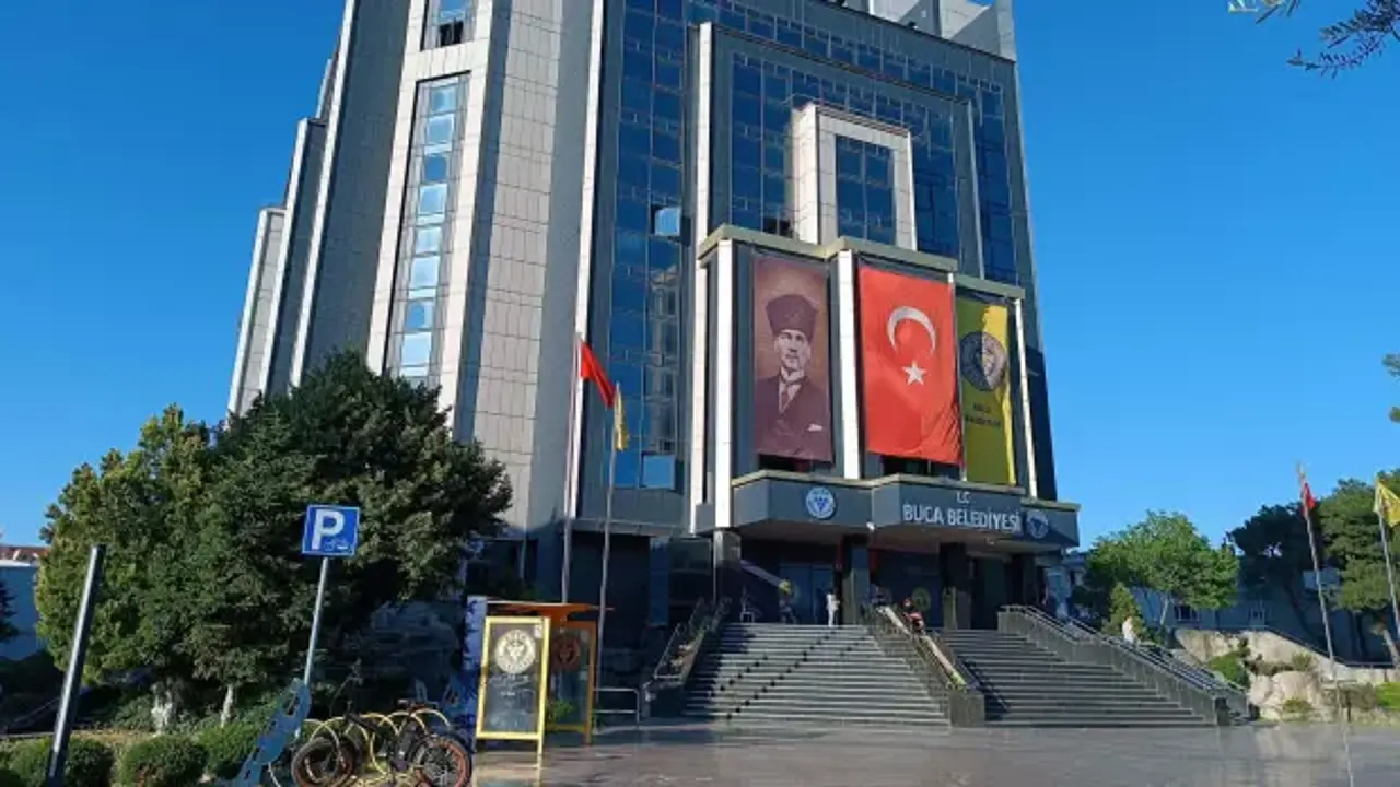 Buca Belediyesi'ne operasyonda gözaltı sayısı arttı