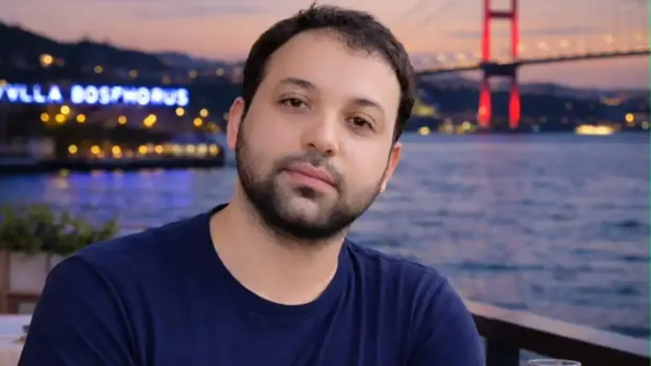 Bursa'da bir öğretmen yurttaki odasında ölü bulundu