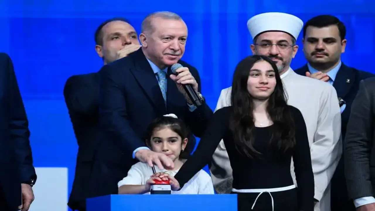 Butona basıldı! Türkiye ev sahibi oluyor: Son kura çekimi başladı