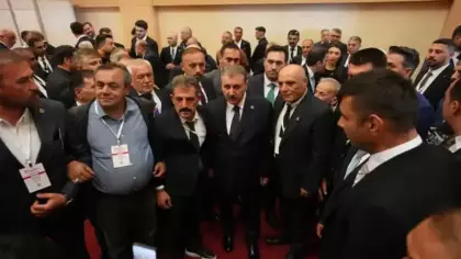 Büyük Birlik Partisi’nde Mustafa Destici yeniden genel başkan