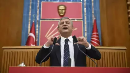 CHP'de tarihi kopuş! Toplu istifa hazırlığı yapılıyor: 90 vekil imzalayacak...