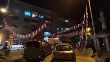 CHP'nin bayrak değişimi talebine olumsuz yanıt
