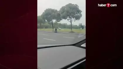 Çin'de feci kaza! Helikopter parçalara ayrıldı