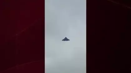 Çin'in altıncı nesil savaş uçağı J-36 test uçuşunda ilk kez görüntülendi