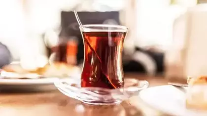 Çok sıcak içenler dikkat: Zararı ortaya çıktı! Herkesi şaşkına çevirdi