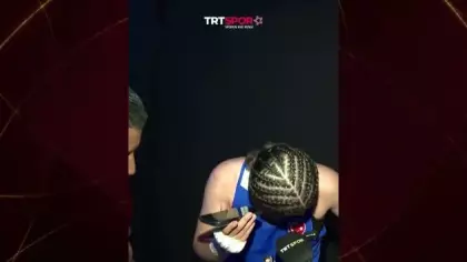 Cumhurbaşkanı Erdoğan, Avrupa şampiyonu milli boksör Busenaz Sürmeneli'yi tebrik etti
