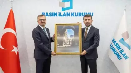 Cumhurbaşkanlığı İletişim Başkanı Burhanettin Duran Basın İlan Kurumu’nu ziyaret etti