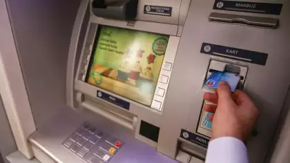 Cüzdanlardan tamamen çıkıyor! ATM'ye gidenler artık bunu yapacak: Kopyalanma ve yutulmaya son