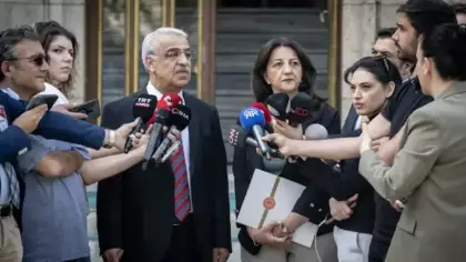 DEM Parti İmralı Heyeti Öcalan ile görüştü