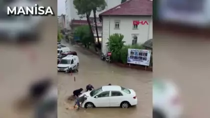 Denizli ve Manisa felaketi yaşadı: Araçlar, ev ve iş yerleri sular altında